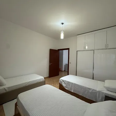 City Central Apartment * Polisi i Vogel